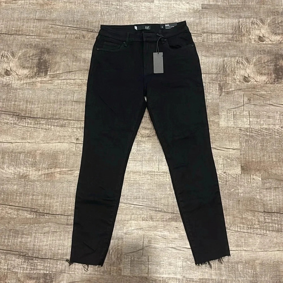 NWT!! KUT From The Kloth - Donna High Waist Ankle Skinny Jeans - Black - Size 4 - Picture 6 of 9
